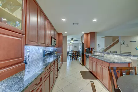 5519 SE Graham Dr, Stuart, FL 34997 photo 18