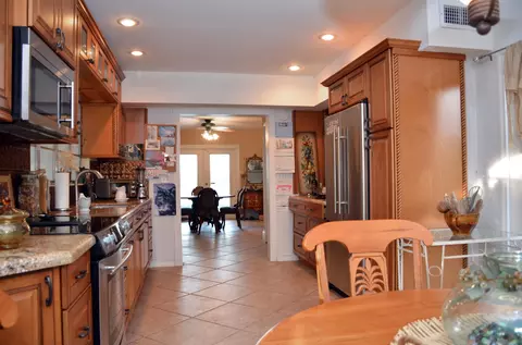 1037 SE Riverside Dr, Stuart, FL 34996 photo 16