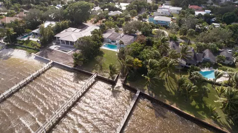 1037 SE Riverside Dr, Stuart, FL 34996 photo 7