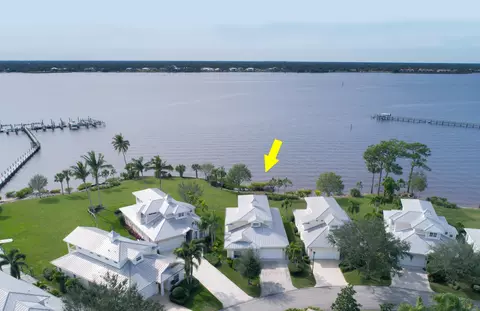 2174 NW Plumbago Trl, Stuart, FL 34994 photo 4
