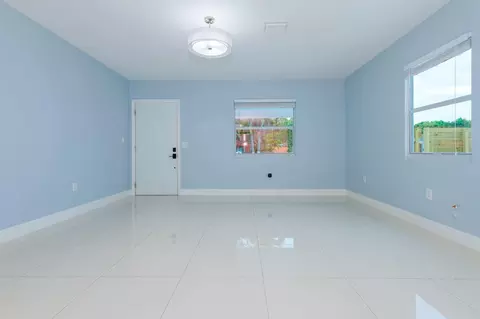 791 SE 3rd Pl, Hialeah, FL 33010 photo 26
