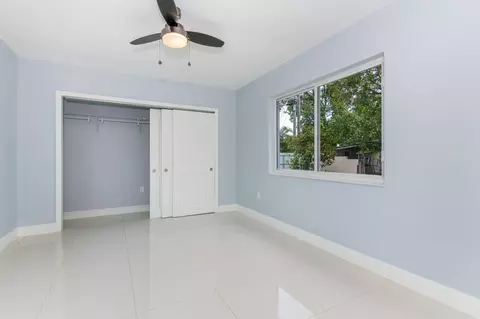 791 SE 3rd Pl, Hialeah, FL 33010 photo 16