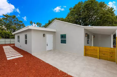 791 SE 3rd Pl, Hialeah, FL 33010 photo 20
