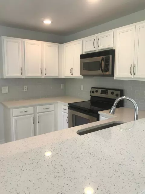 4670 SE Graham Dr, Stuart, FL 34997 photo 7