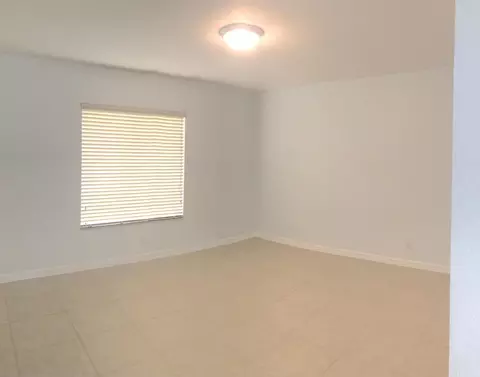 4670 SE Graham Dr, Stuart, FL 34997 photo 8