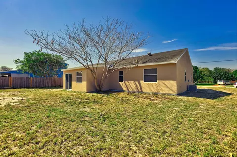 1124 E 14th St, Stuart, FL 34996 photo 16