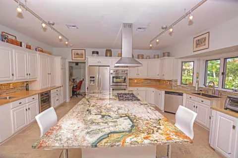 5280 SE Burning Tree Cir, Stuart, FL 34997 photo 6
