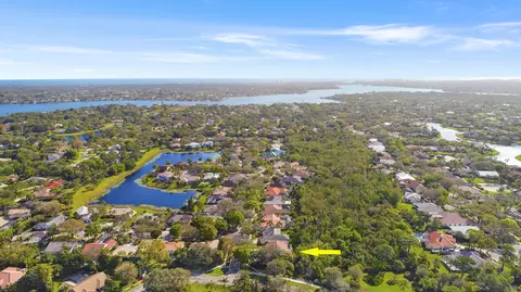 6490 Longleaf Pine Dr, Jupiter, FL 33458 photo 2