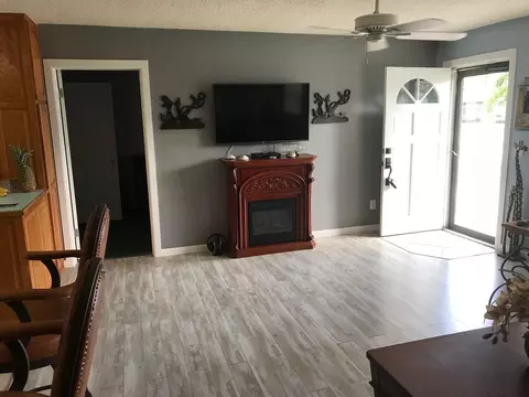 2377 SE Monroe St, Stuart, FL 34997 photo 10