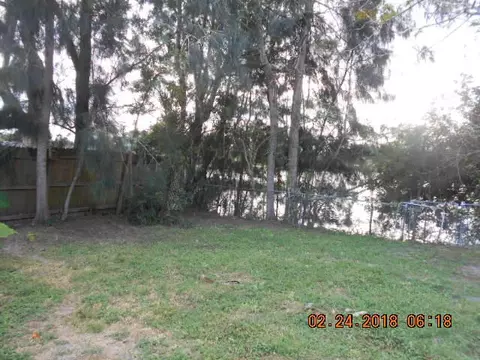 6230 SE Lake Circle Dr, Stuart, FL 34997 photo 4