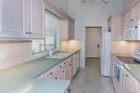 120 Seashore Dr, Jupiter, FL 33477 photo 8