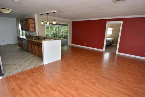 5629 SE Indigo Ave, Stuart, FL 34997 photo 4
