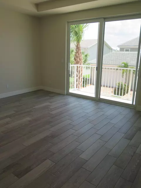 1072 Community Dr, Jupiter, FL 33458 photo 8
