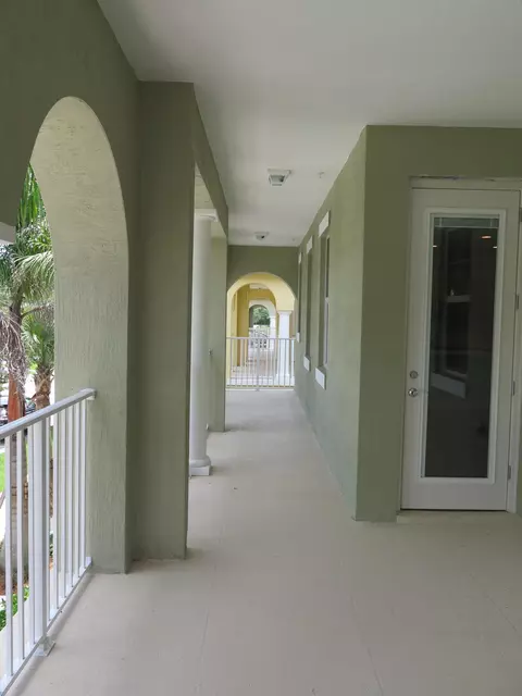 1072 Community Dr, Jupiter, FL 33458 photo 19