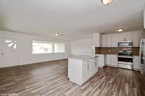 330 SE 3rd Ct, Deerfield Beach, FL 33441 photo 4