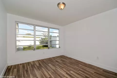 330 SE 3rd Ct, Deerfield Beach, FL 33441 photo 10