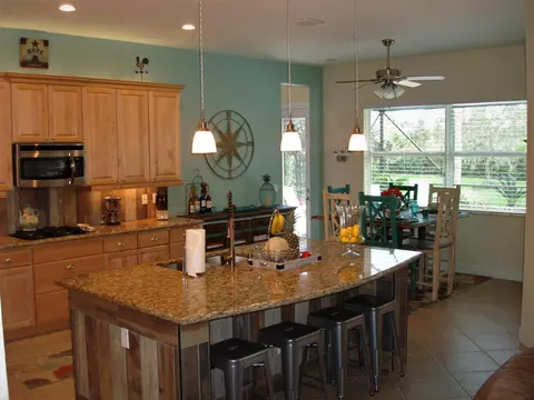 7325 SE Pierre Cir, Stuart, FL 34997 photo 9