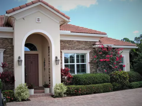 7325 SE Pierre Cir, Stuart, FL 34997 photo 2