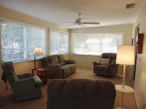 2339 SE Madison St, Stuart, FL 34997 photo 3