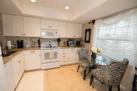 119 Doe Trl, Jupiter, FL 33458 photo 4