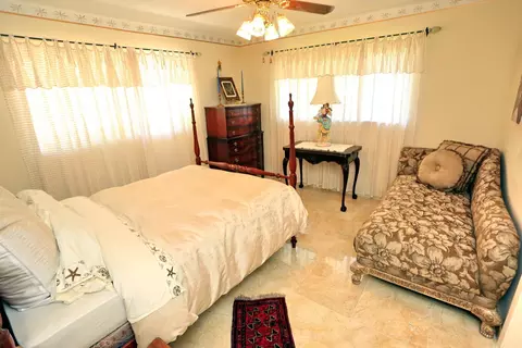 351 SE 3rd St, Pompano Beach, FL 33060 photo 14