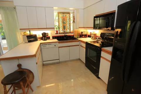 351 SE 3rd St, Pompano Beach, FL 33060 photo 12