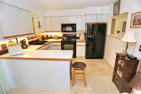 351 SE 3rd St, Pompano Beach, FL 33060 photo 11