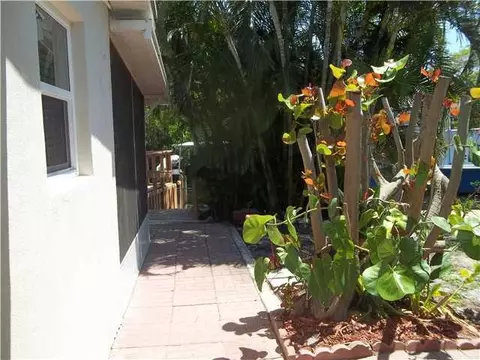 2435 SW Hideaway Ln, Stuart, FL 34994 photo 6