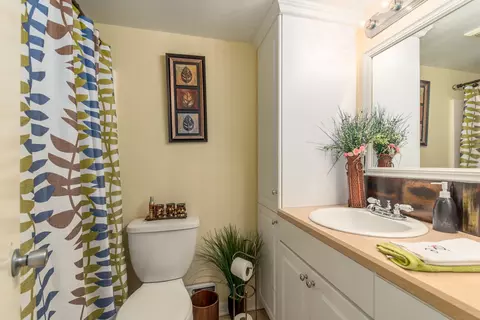 1230 SE Parkview Pl #D4, Stuart, FL 34994 photo 13
