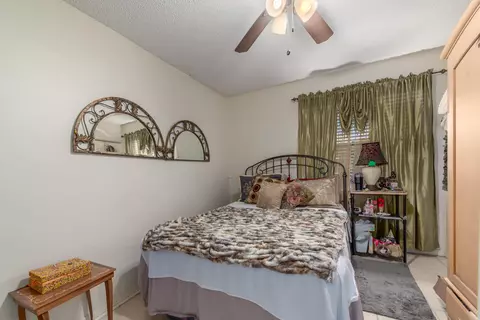 1230 SE Parkview Pl #D4, Stuart, FL 34994 photo 12