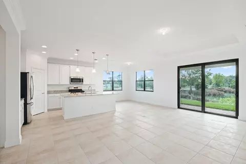 4692 SW Millbrook Ln, Stuart, FL 34997 photo 4