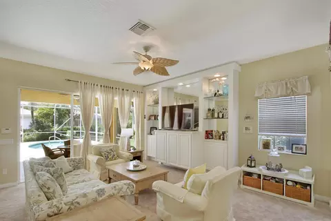 140 Florence, Jupiter, FL 33458 photo 6