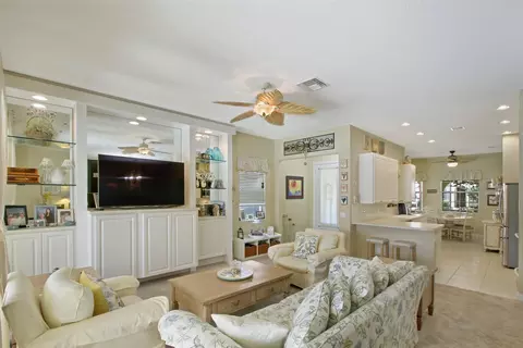 140 Florence, Jupiter, FL 33458 photo 5