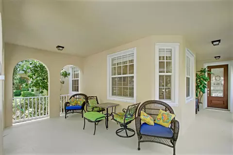 140 Florence, Jupiter, FL 33458 photo 3