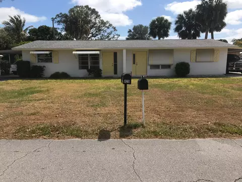 429 SE Fini Dr, Stuart, FL 34996 photo 1
