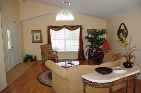 6238 Pompano St, Jupiter, FL 33458 photo 2