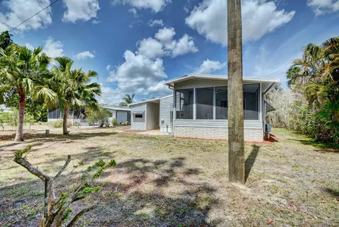 2442 SW Olds Pl, Stuart, FL 34997 photo 5