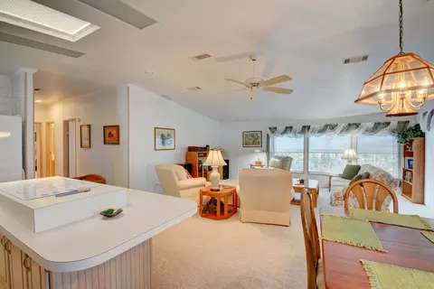 2442 SW Olds Pl, Stuart, FL 34997 photo 9