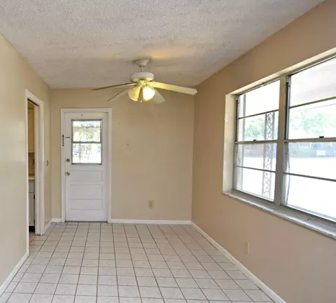209 SE Cortez Ave, Stuart, FL 34994 photo 18