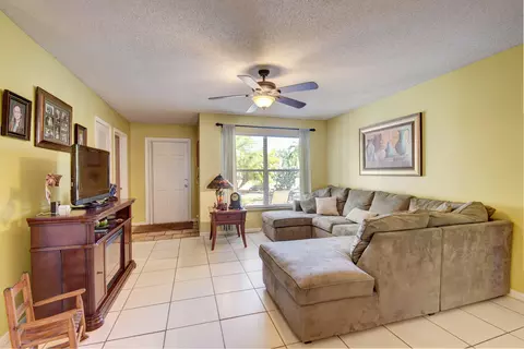 656 Eagle Dr, Delray Beach, FL 33444 photo 5