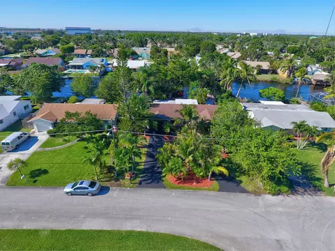 656 Eagle Dr, Delray Beach, FL 33444 photo 35