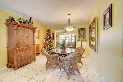 656 Eagle Dr, Delray Beach, FL 33444 photo 8