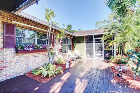 656 Eagle Dr, Delray Beach, FL 33444 photo 4