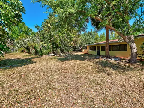 2029 NW Pine Tree Way, Stuart, FL 34994 photo 15
