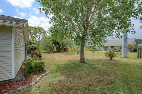 6664 SE Silverbell Ave, Stuart, FL 34997 photo 27