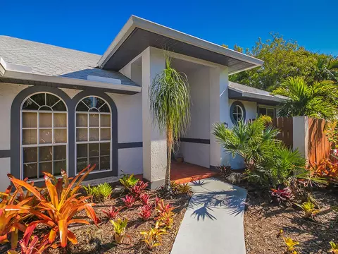 5150 SE Harrold Ter, Stuart, FL 34997 photo 3
