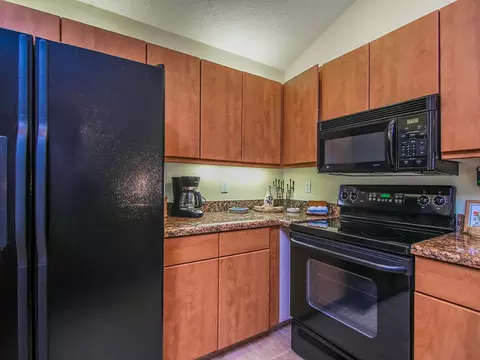 5150 SE Harrold Ter, Stuart, FL 34997 photo 12