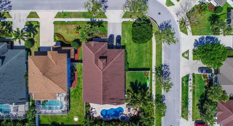 253 Clocktower Dr, Jupiter, FL 33458 photo 3