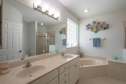 253 Clocktower Dr, Jupiter, FL 33458 photo 13