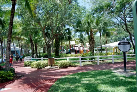 351 Beacon St, Tequesta, FL 33469 photo 24